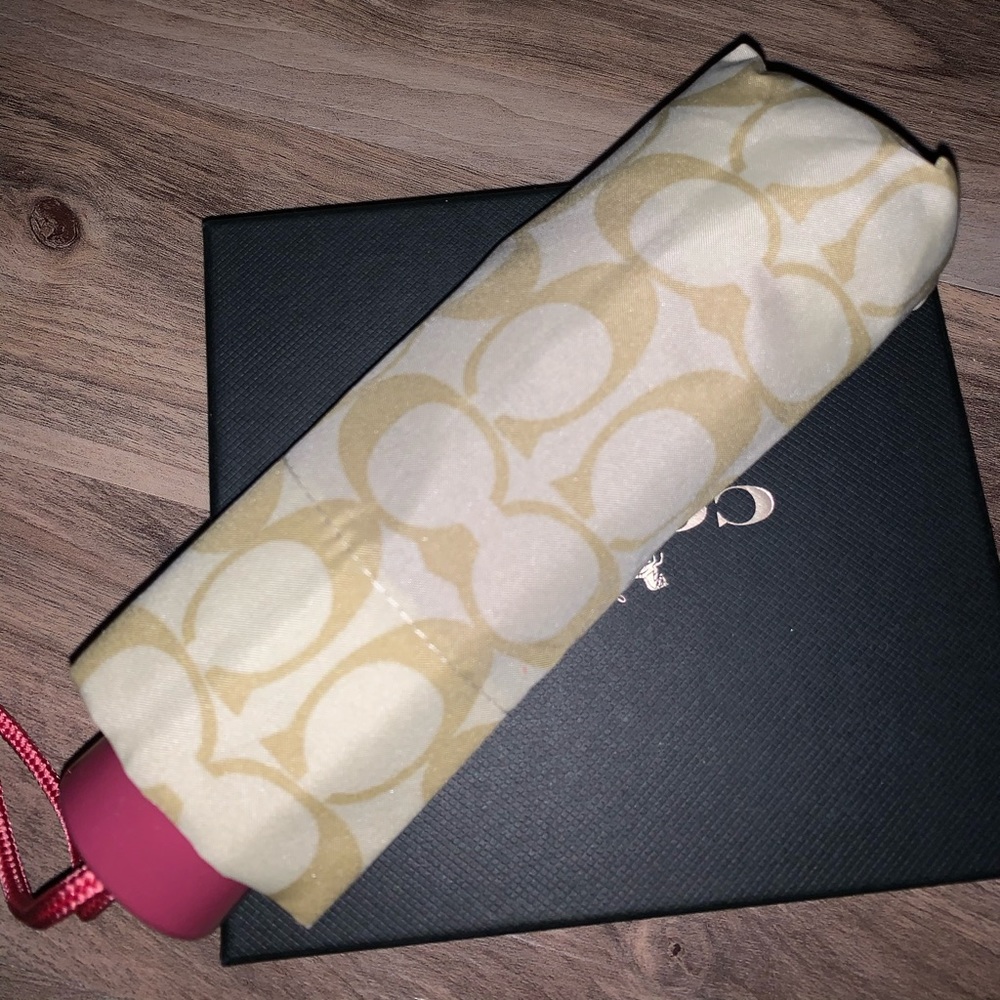 Coach Umbrella NWT